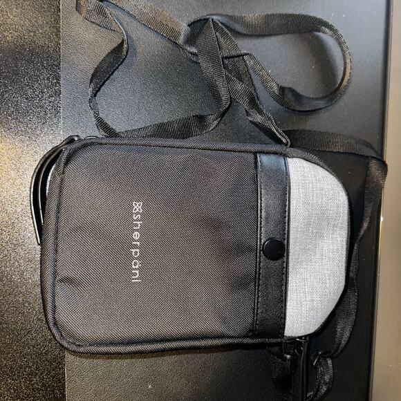 Sherpani Black Structured Satchel Crossbody Bag | Gold Hardware | New Without Ta - Picture 5 of 9